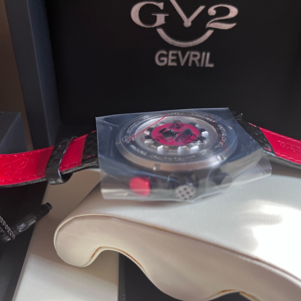 GV2 by Gevril
Men's Scuderia Black Leather Watch 45mm - Picture 13 of 14